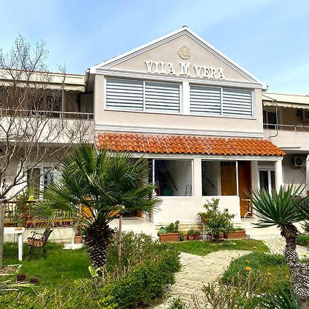Vila M Vera Durrës Exterior foto