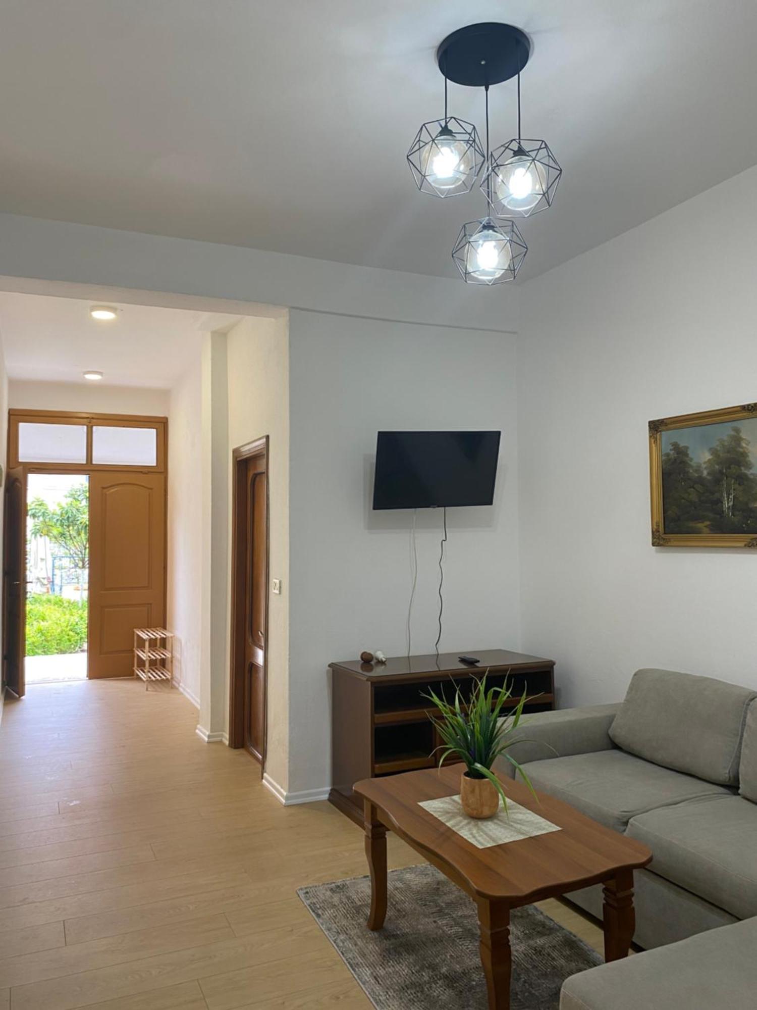 Vila M Vera Durrës Exterior foto