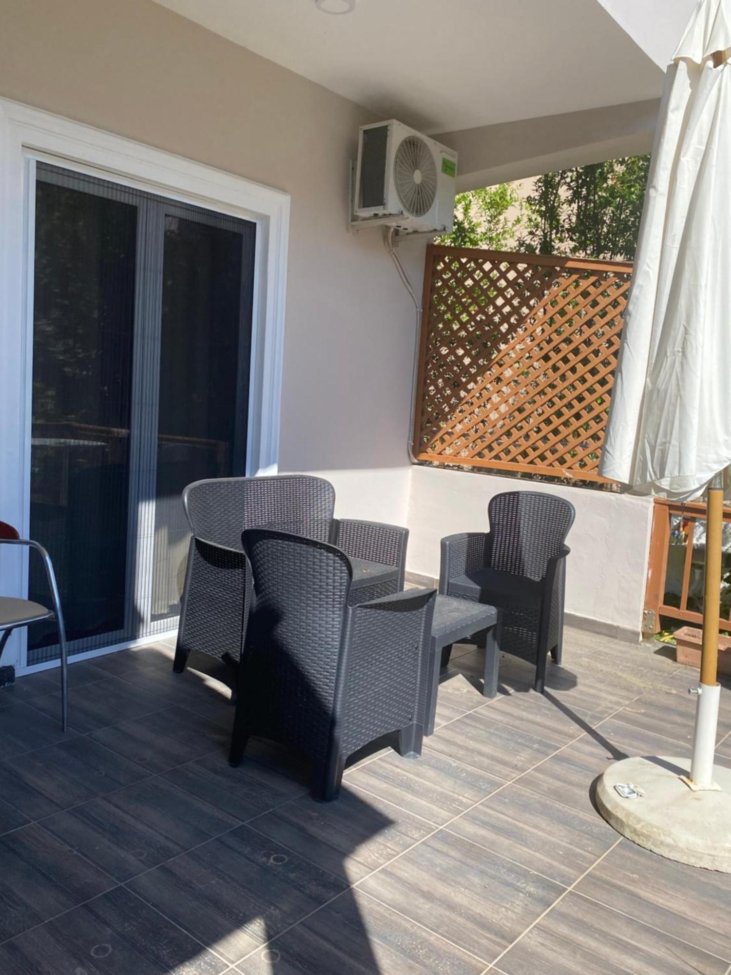 Vila M Vera Durrës Exterior foto